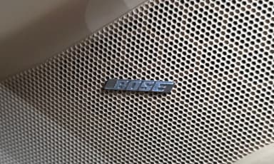 910