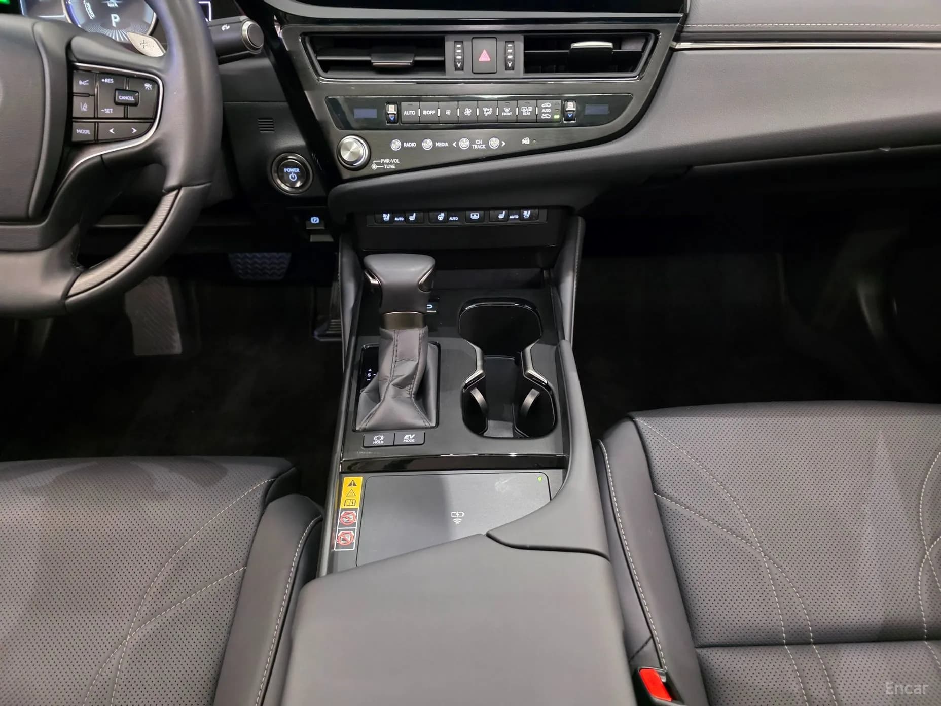 ES300h 7th Generation