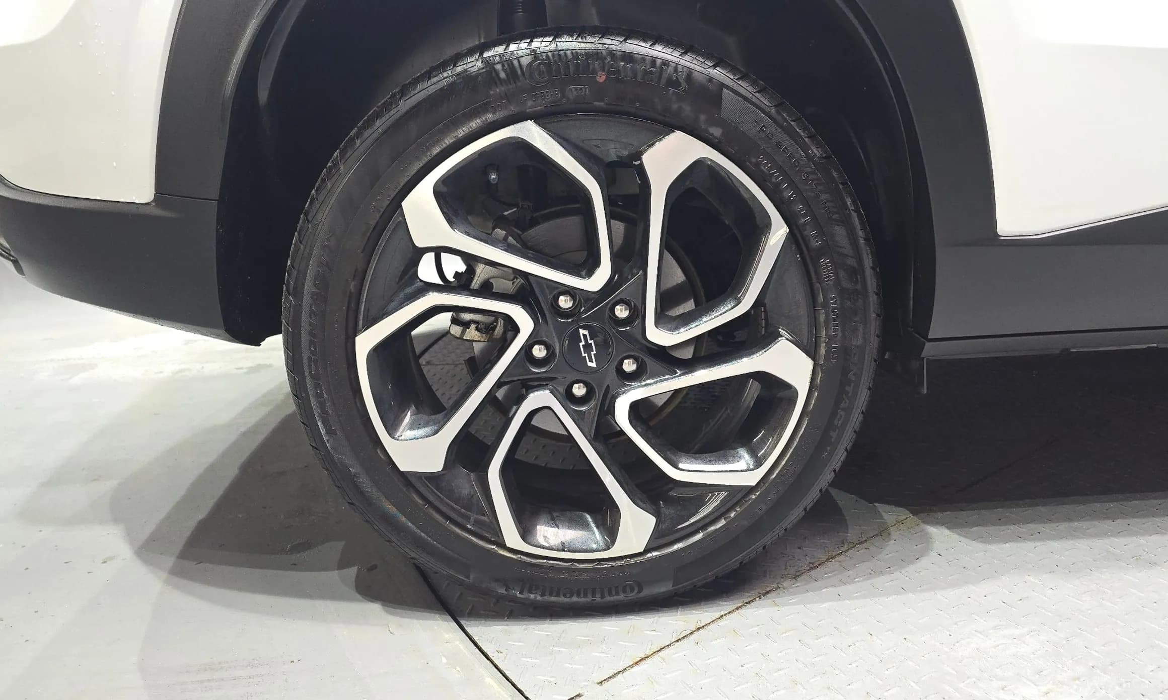 Trax Crossover