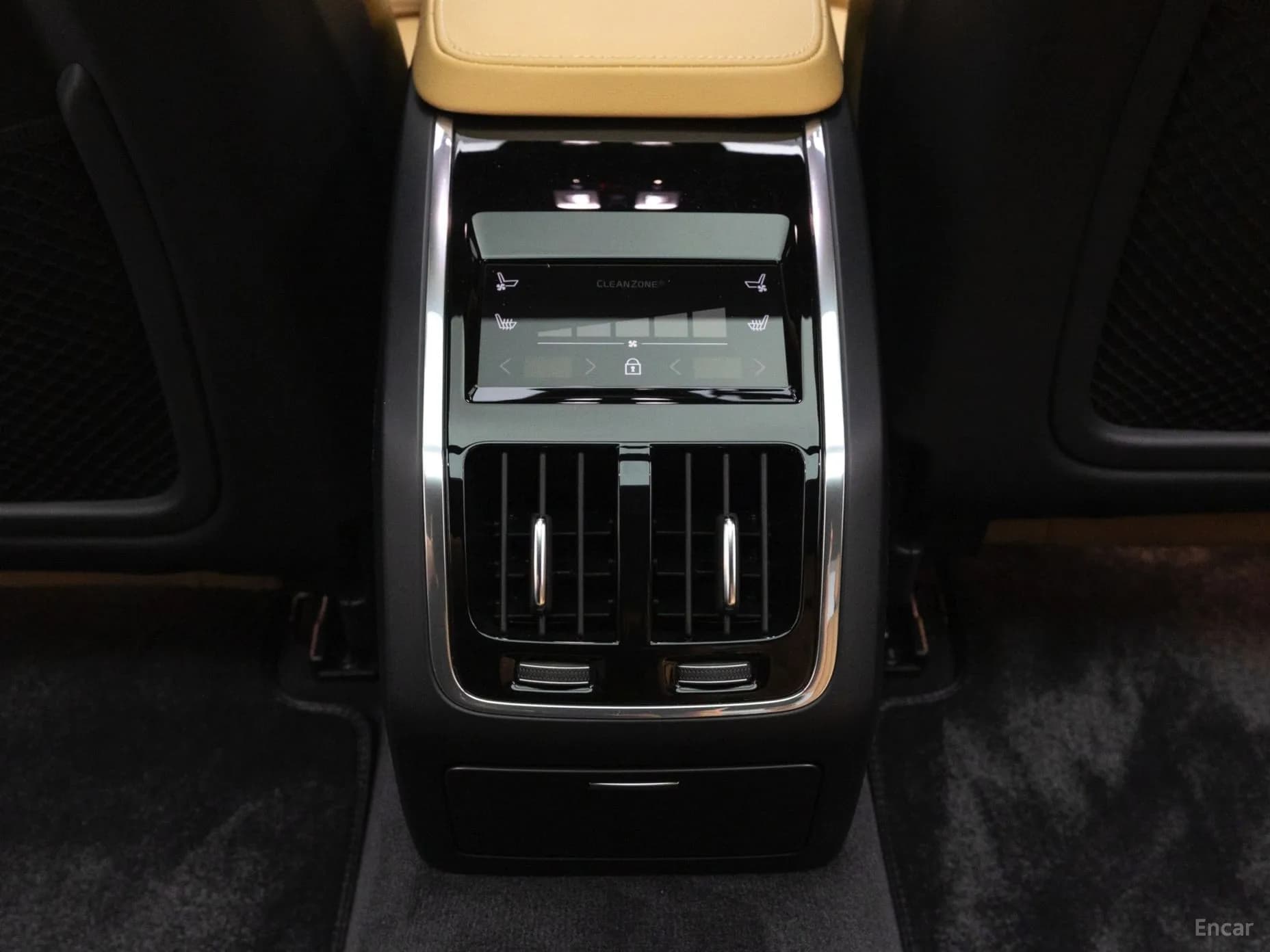 S90