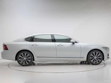 S90