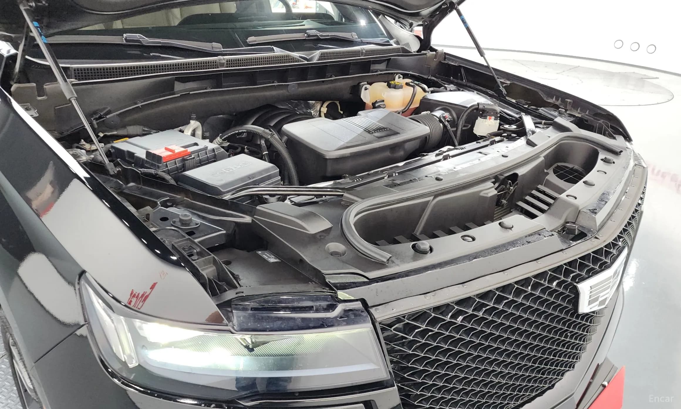 Escalade 5th Generation