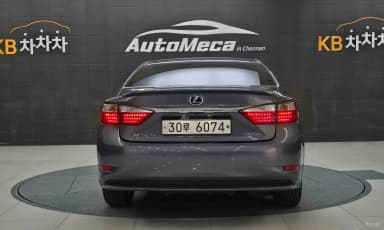 New ES300h
