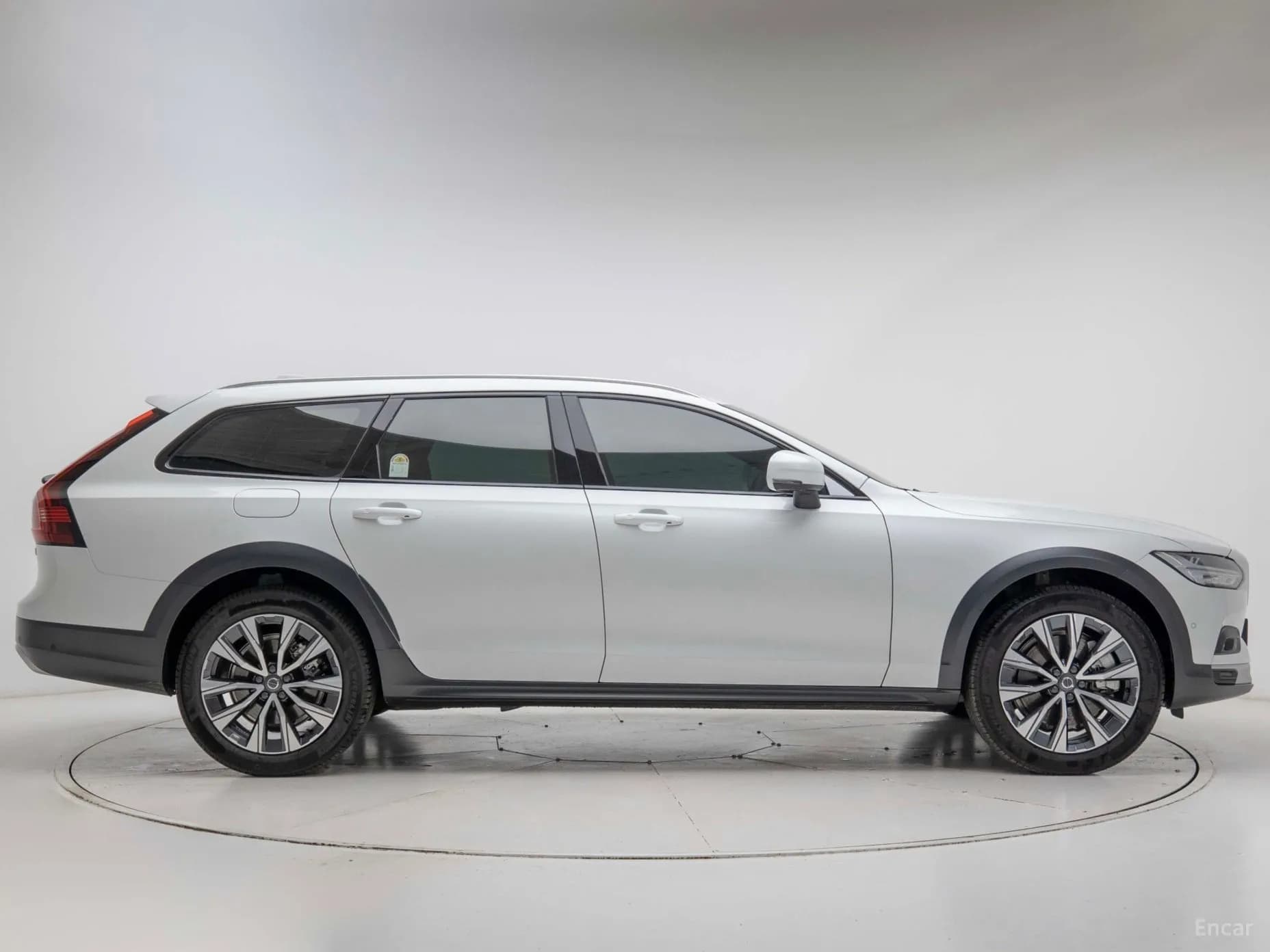 V90 Cross Country