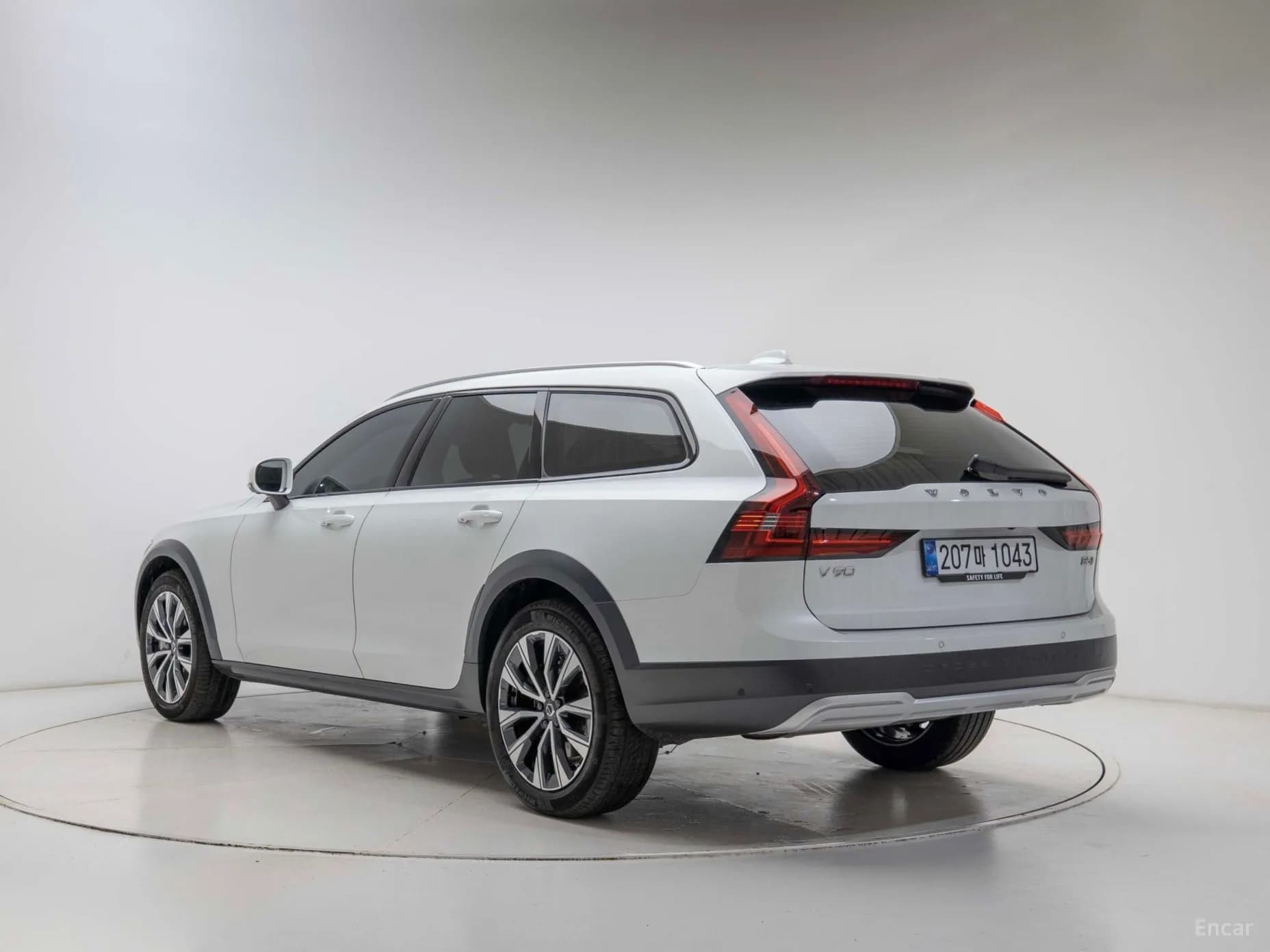 V90 Cross Country