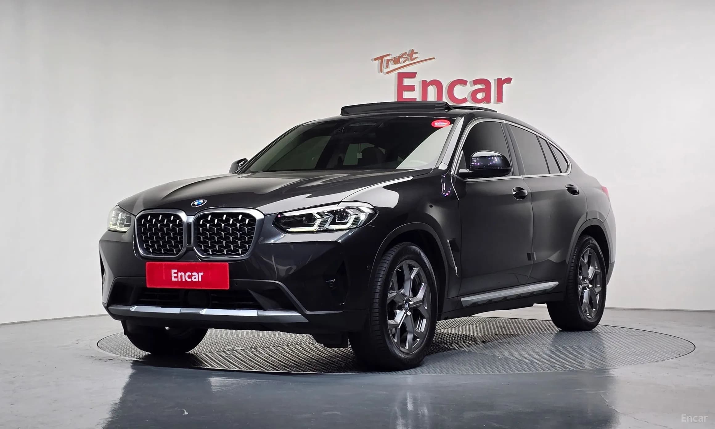 X4 (G02)