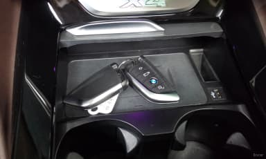 X4 (G02)