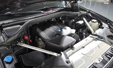 X4 (G02)