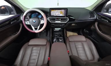 X4 (G02)