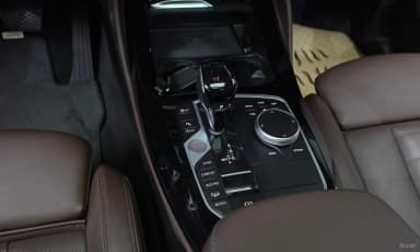 X4 (G02)