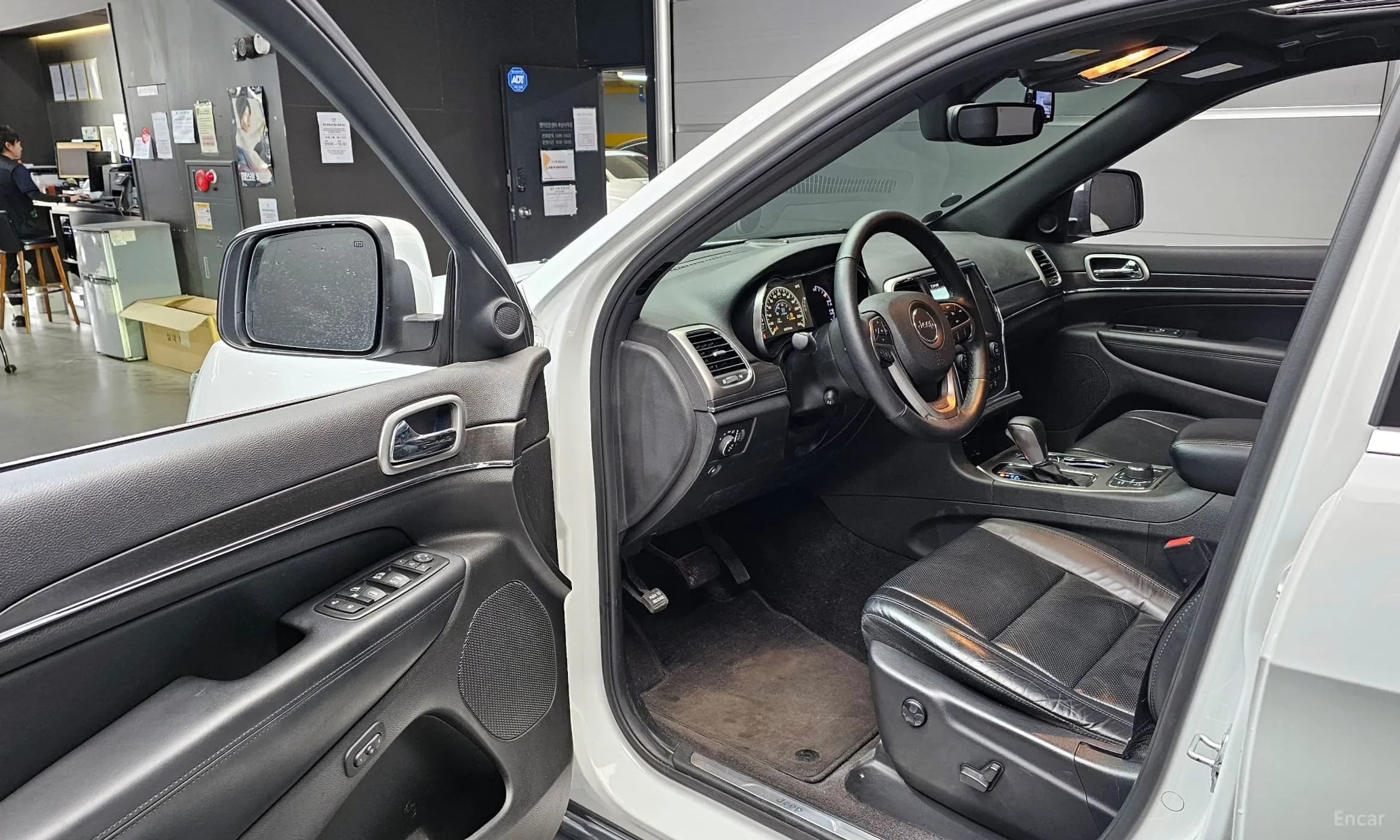 Grand Cherokee