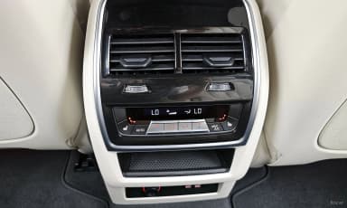 X7 (G07)