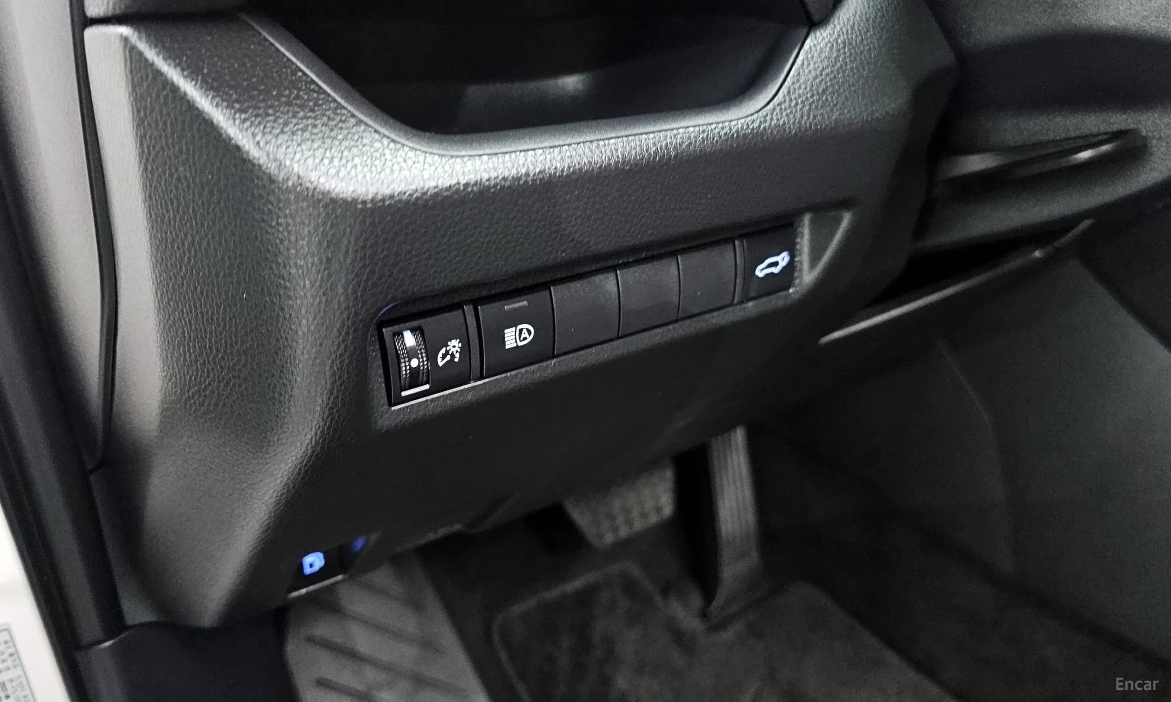 RAV4 5th Generation