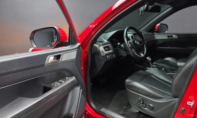 Rexton Sports Khan