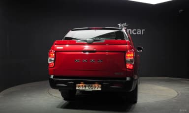 Rexton Sports Khan