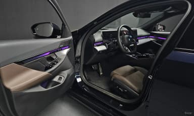5 Series (G60)