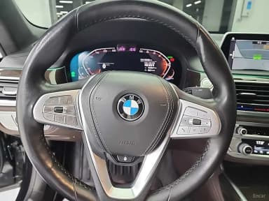 7 Series (G11)