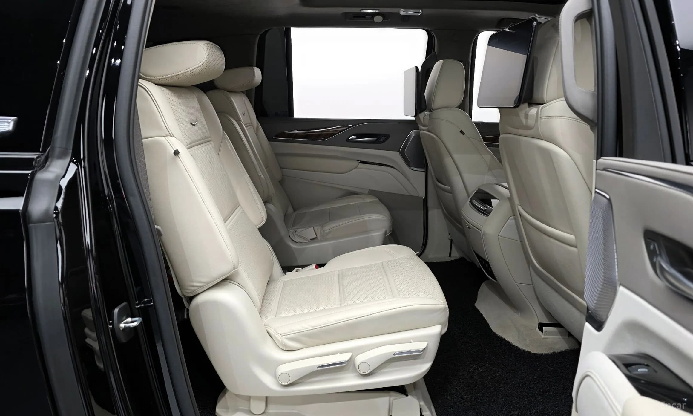 Escalade 5th Generation
