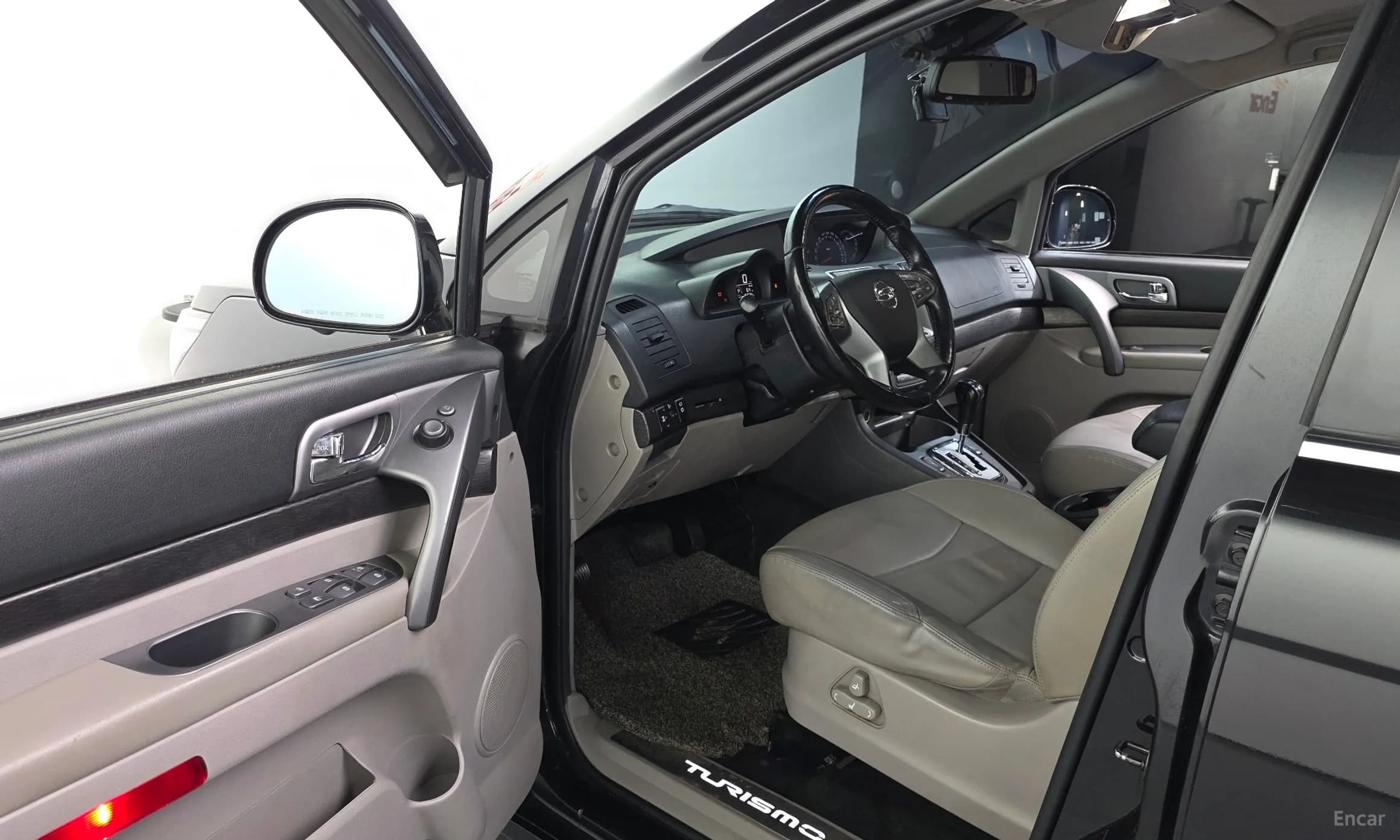 Korando Turismo