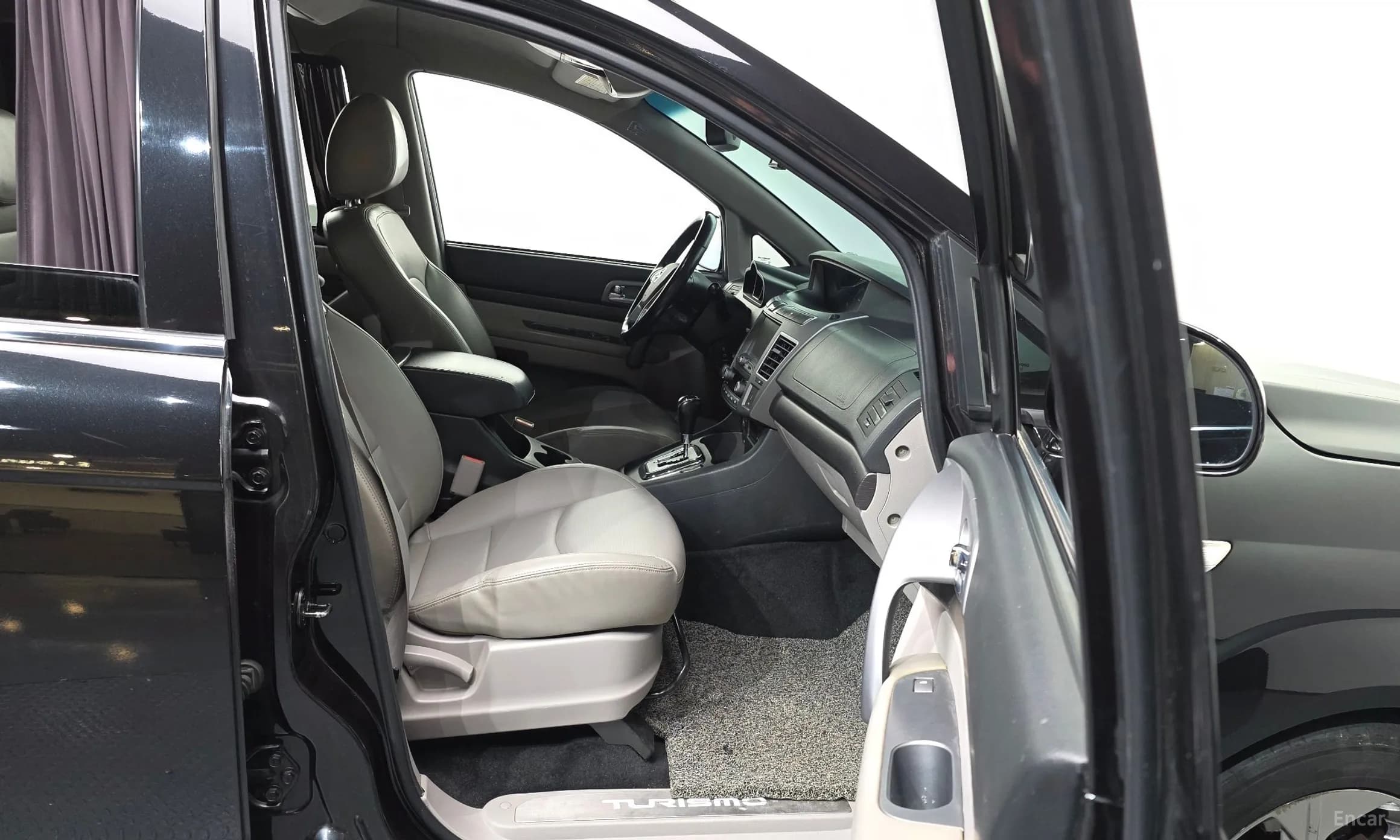 Korando Turismo