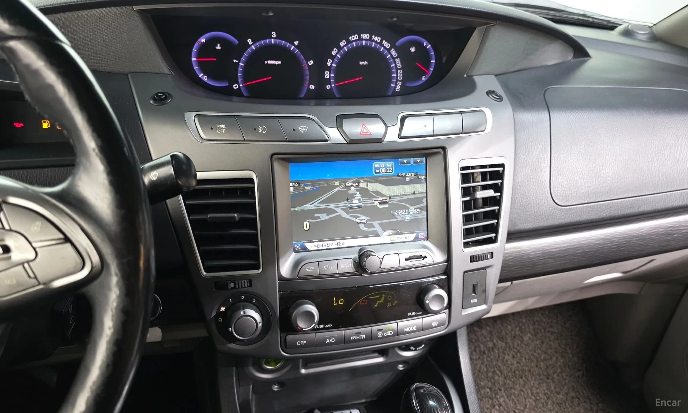 Korando Turismo