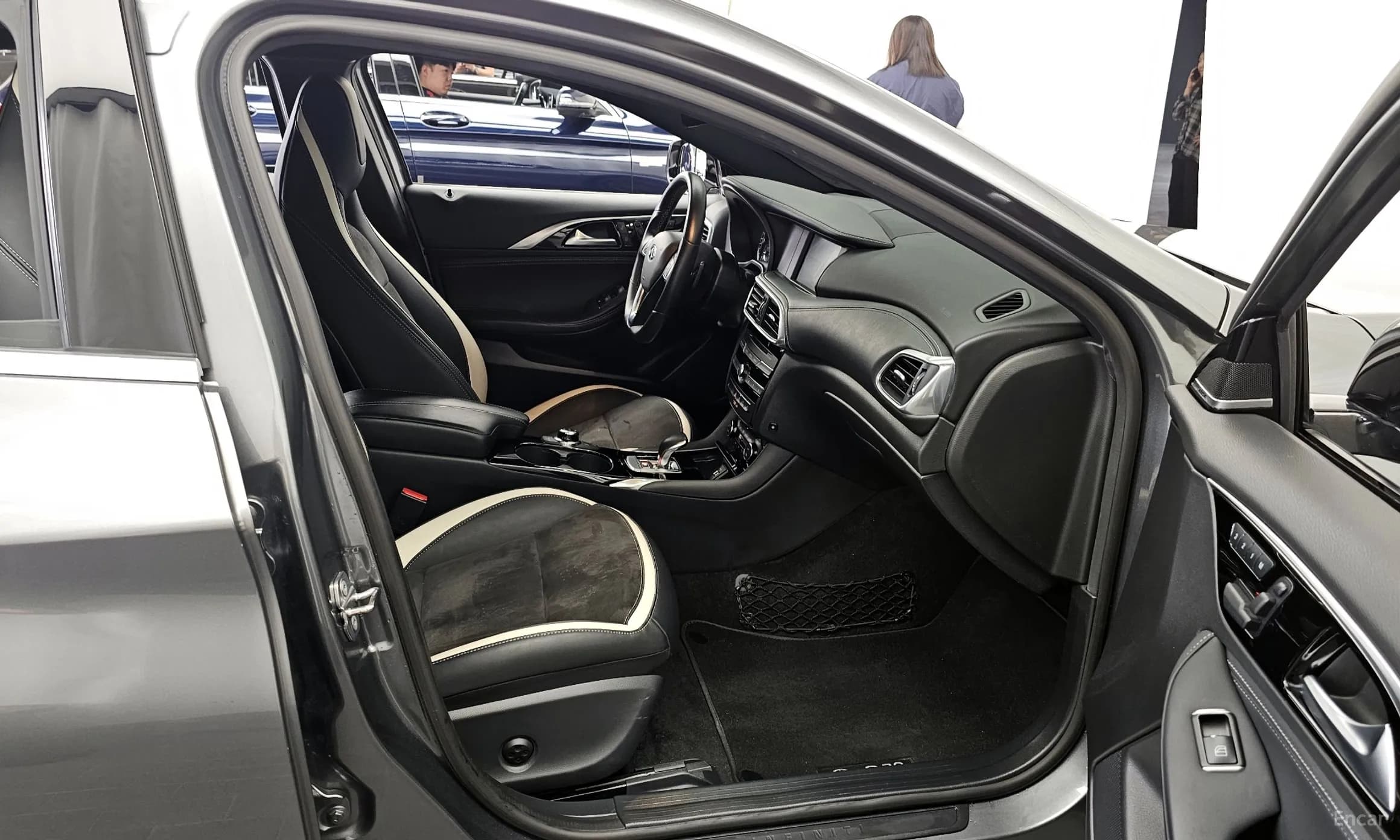 Q30