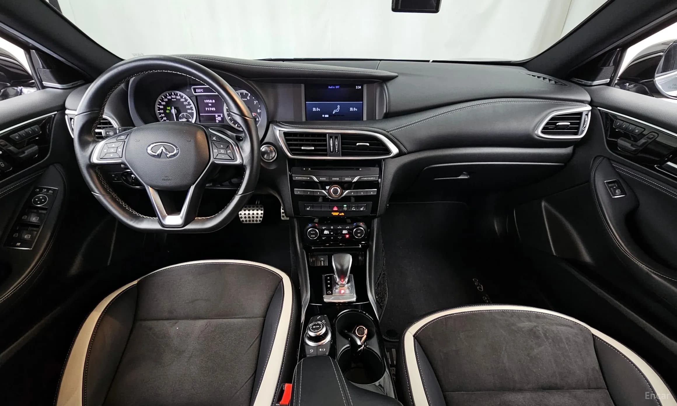 Q30