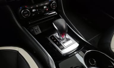 Q30