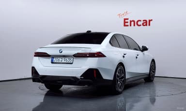 5 Series (G60)