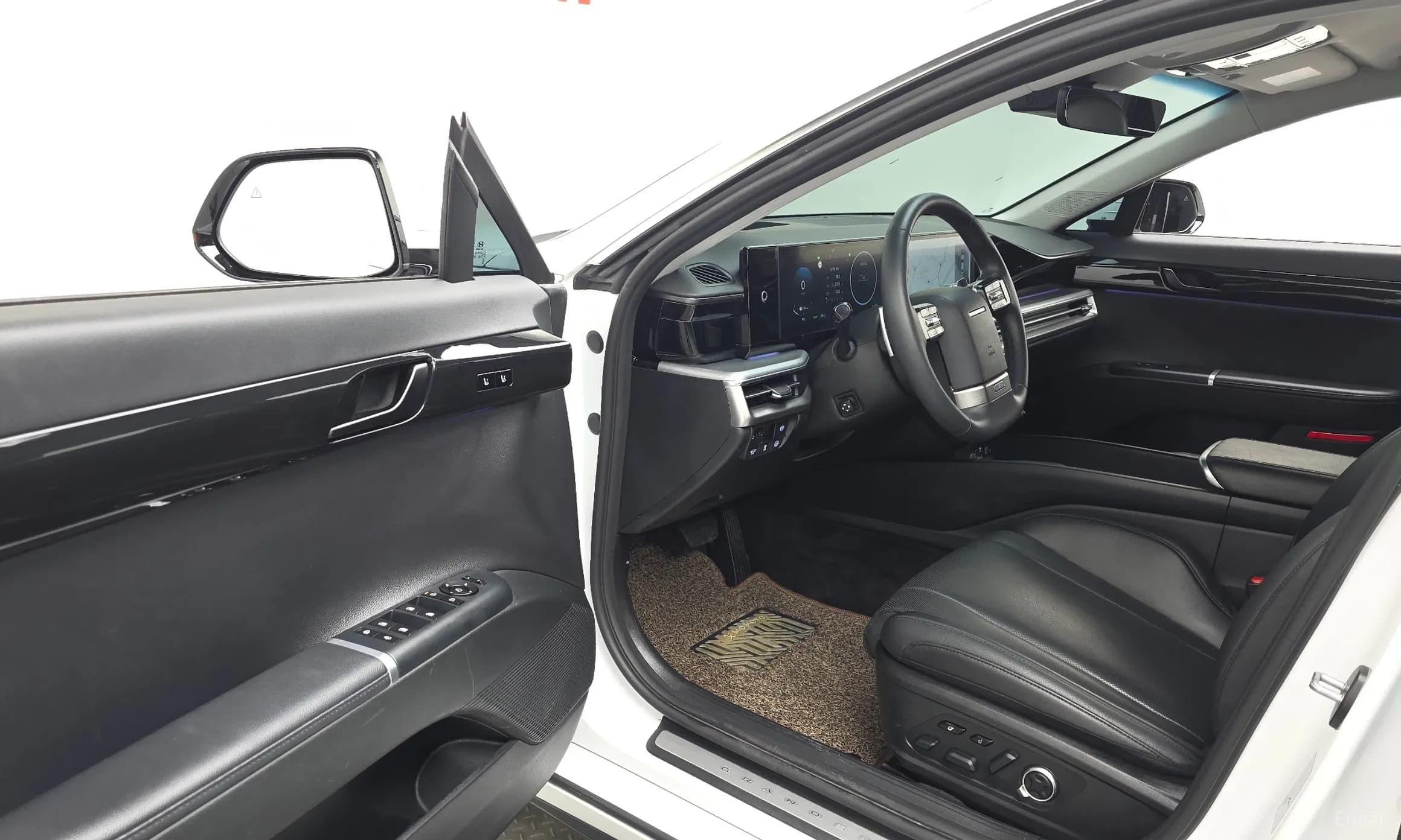 Grandeur Hybrid (GN7)