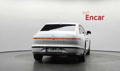 Grandeur Hybrid (GN7)