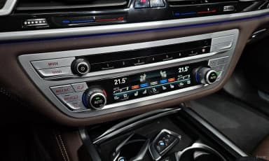 7 Series (G11)