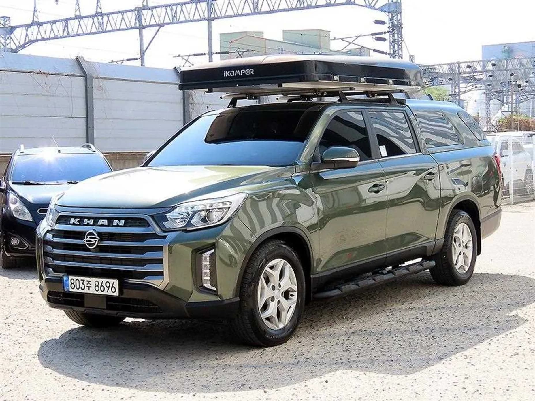 Rexton Sports Khan