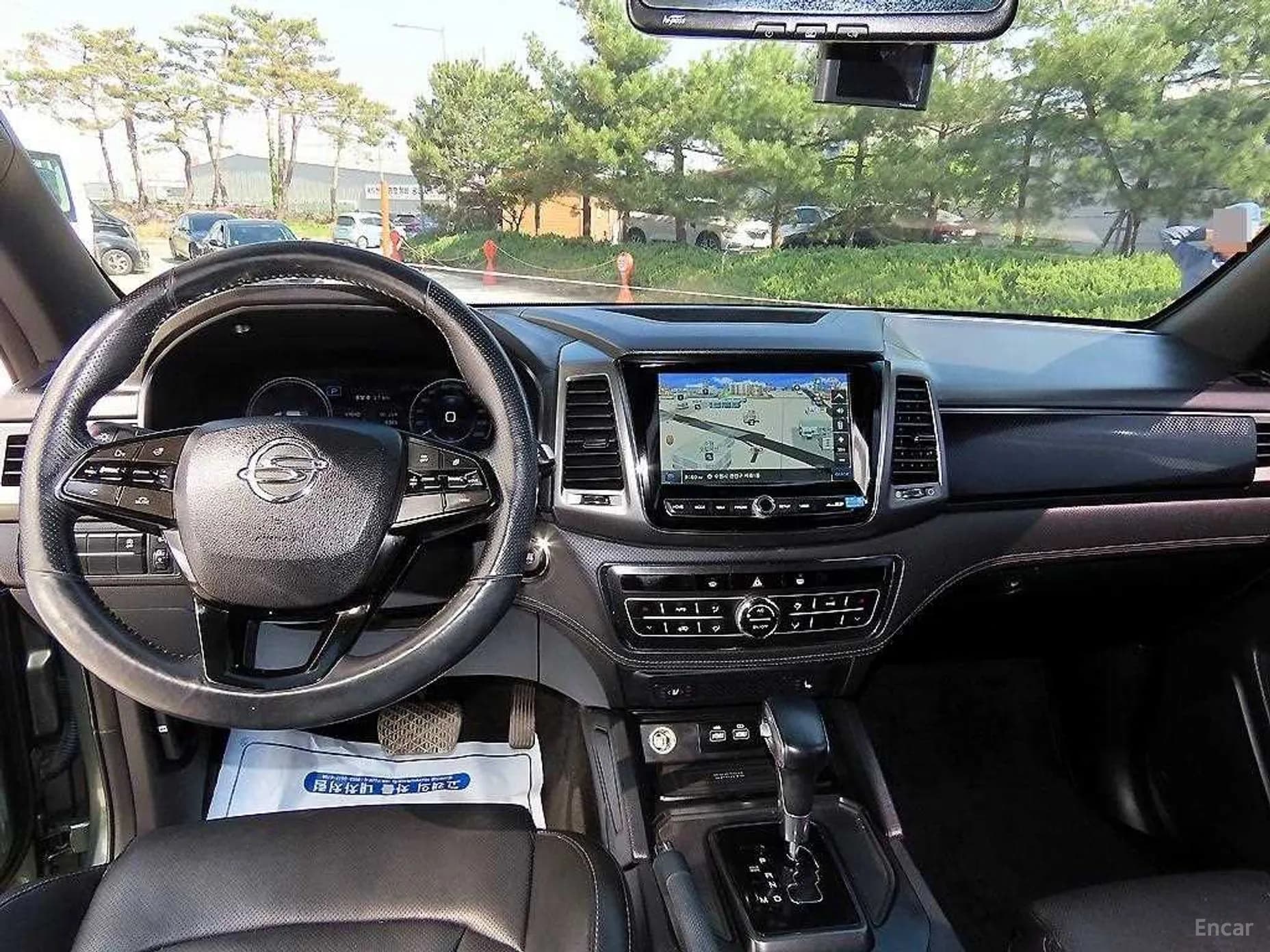Rexton Sports Khan