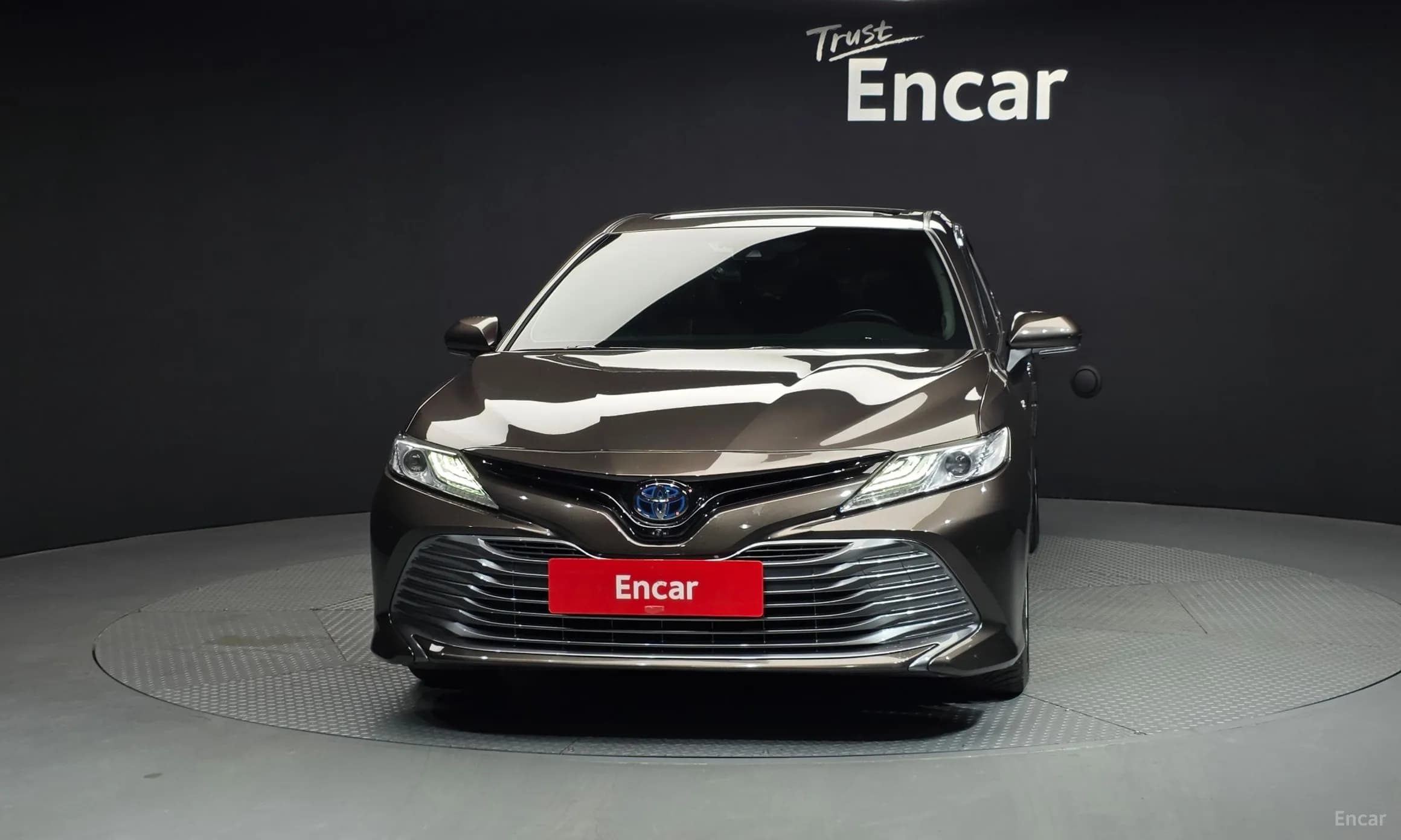 Camry (XV70)