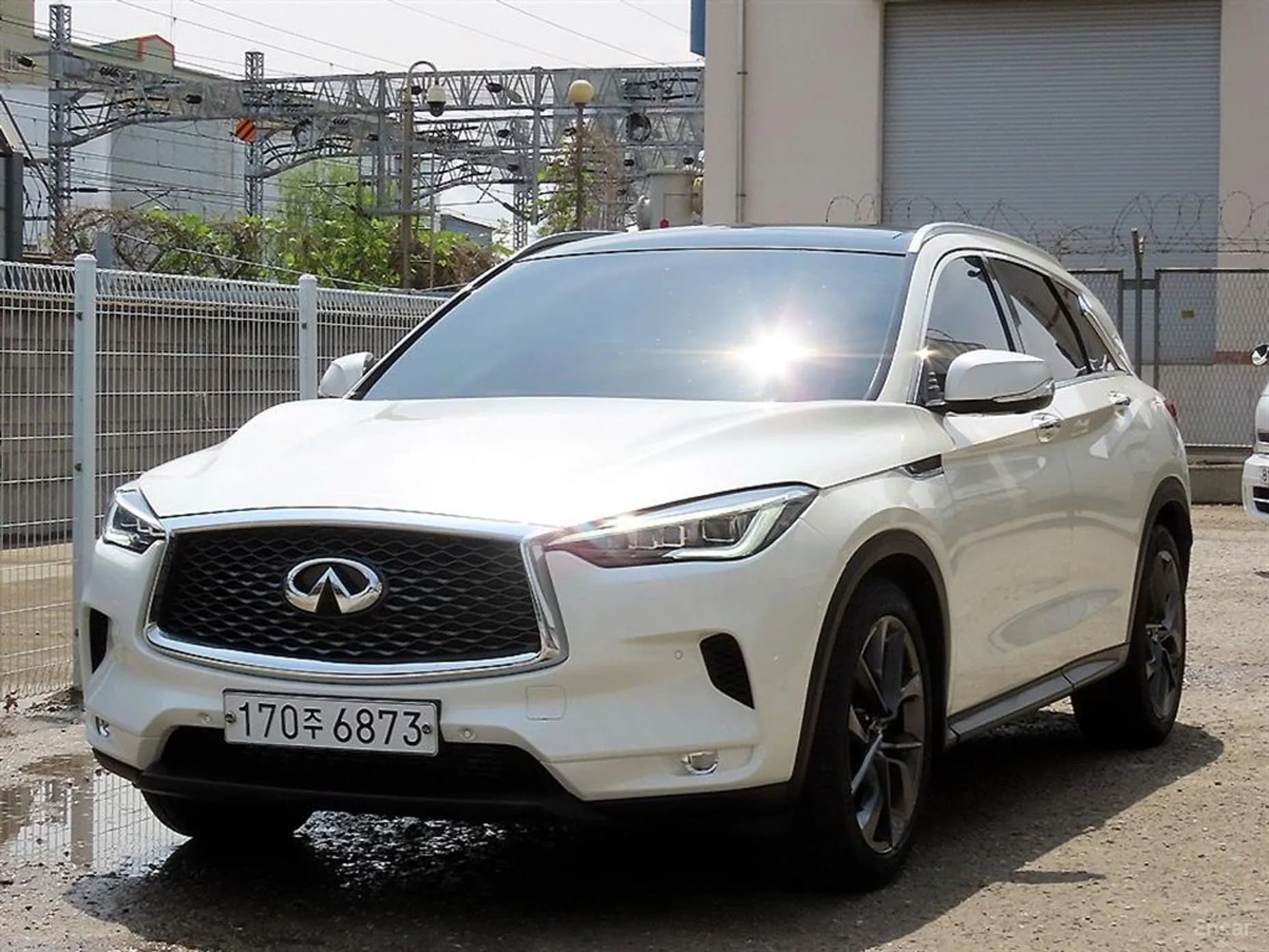 QX50 (P71A)
