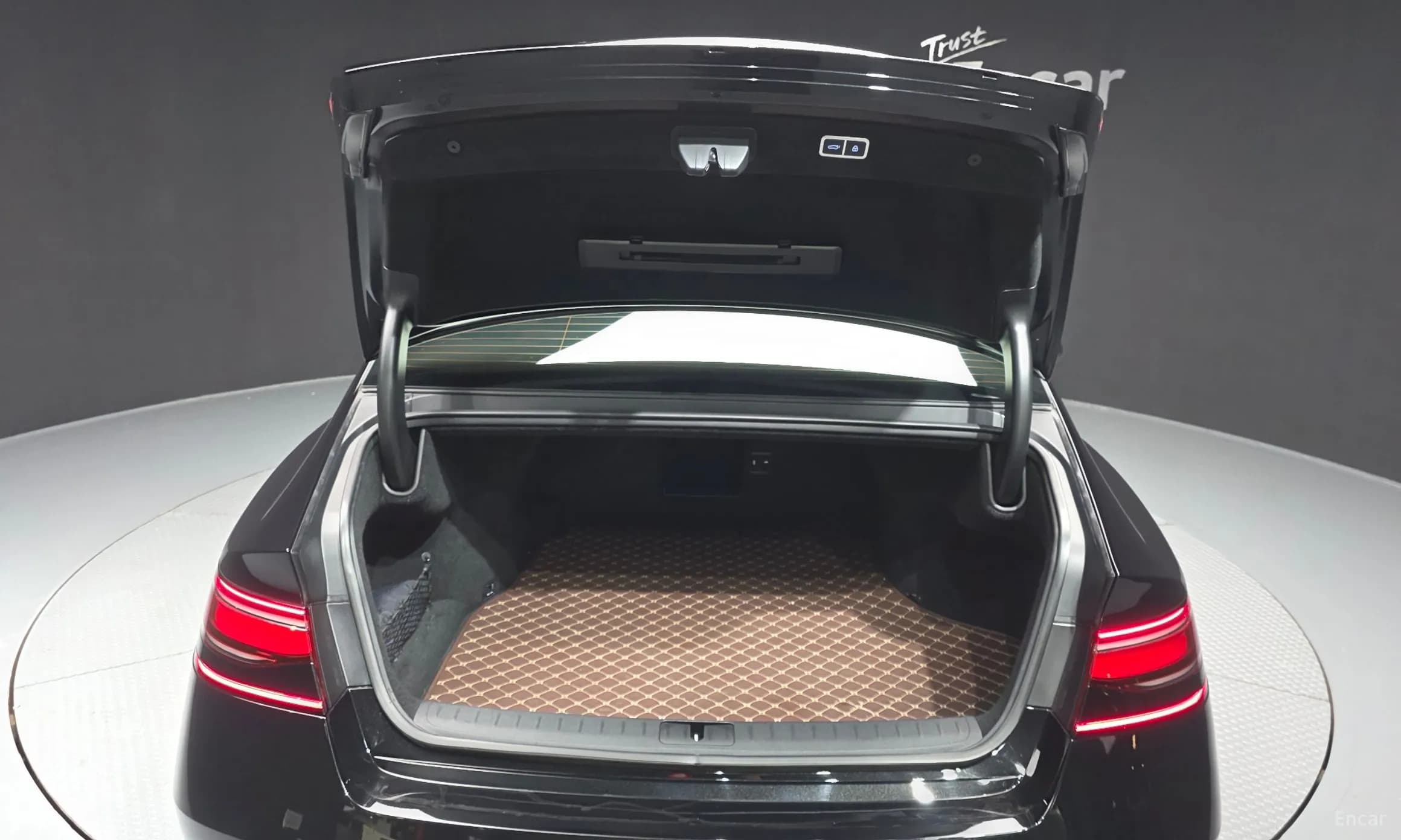 G90 (RS4)