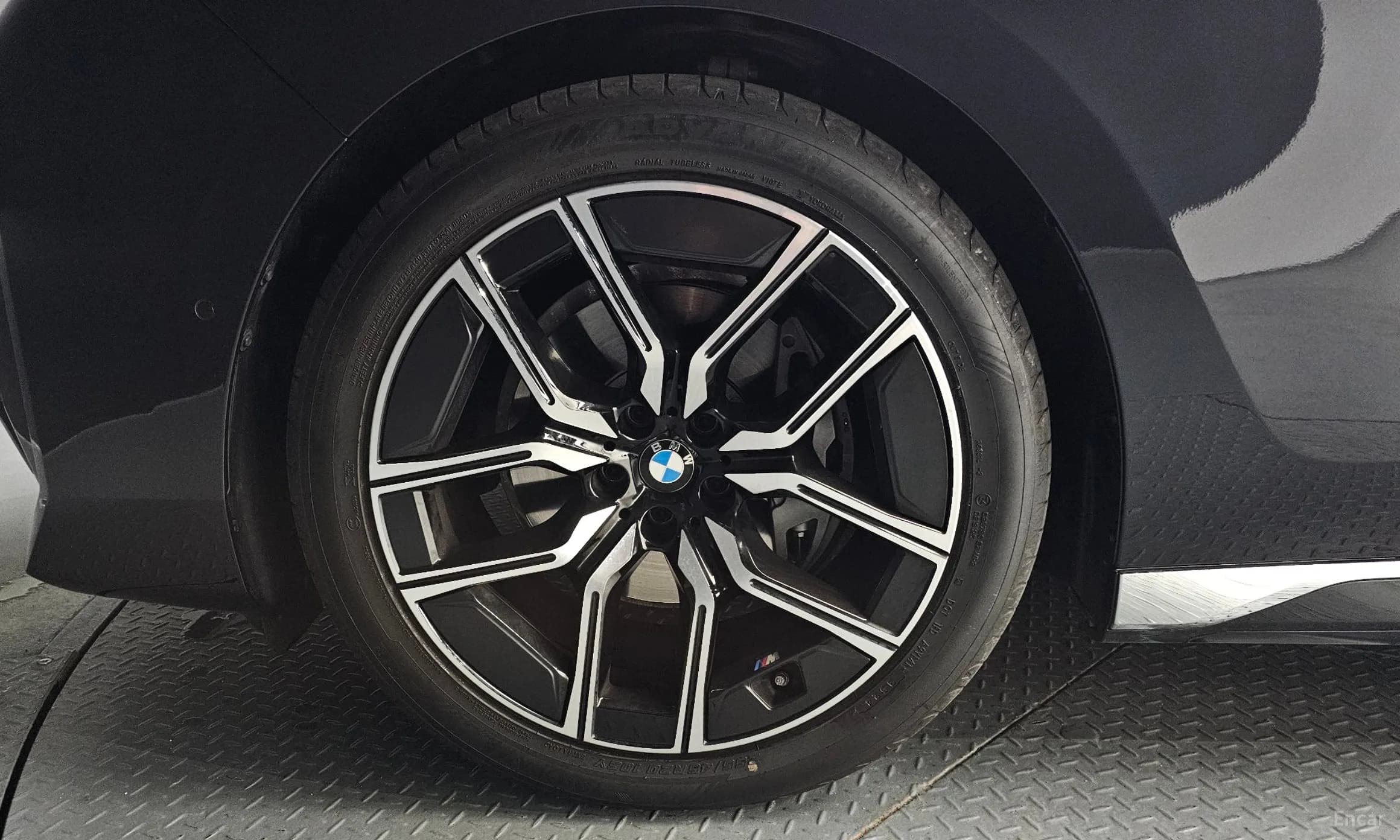 7 Series (G70)