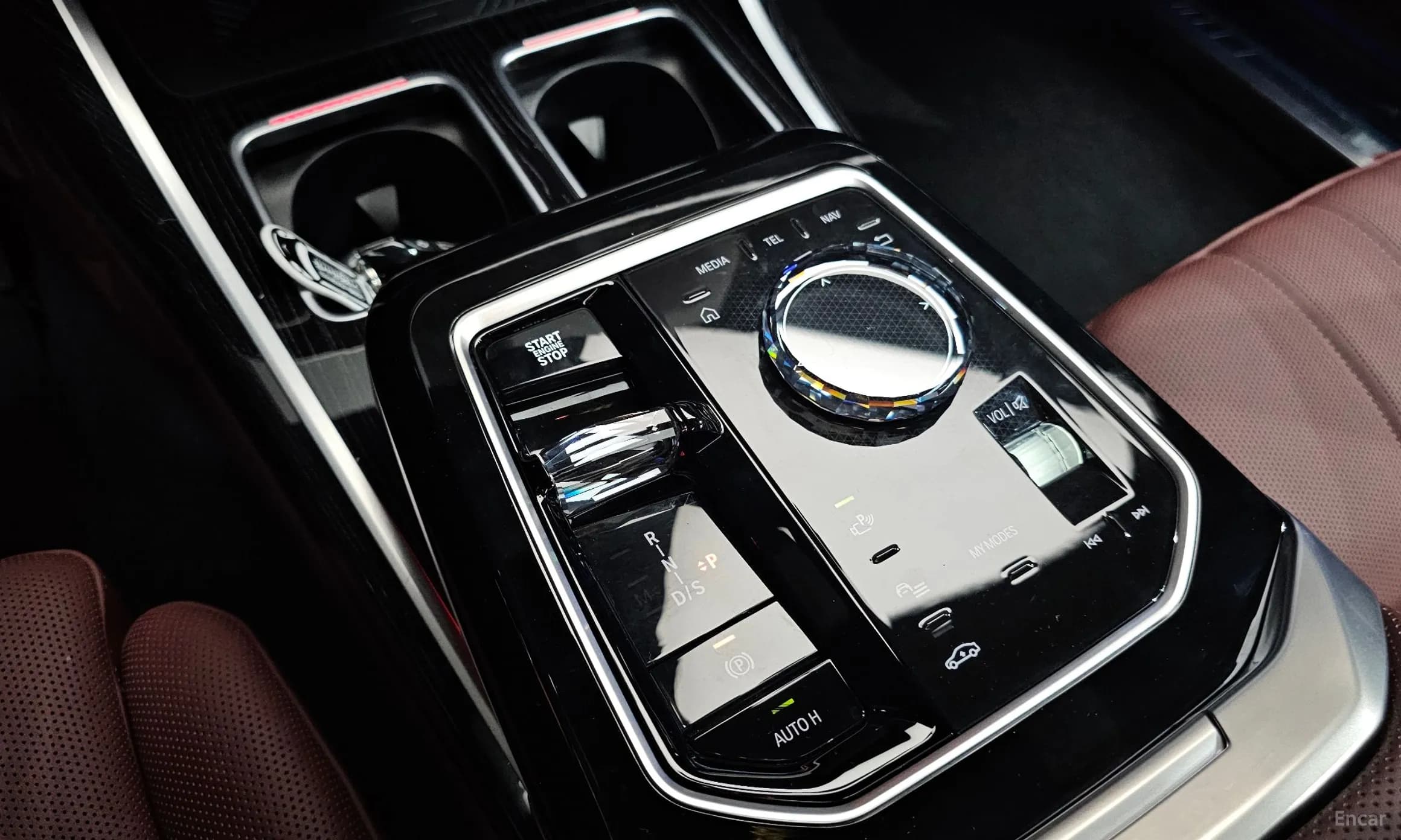 7 Series (G70)