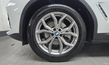 X4 (G02)