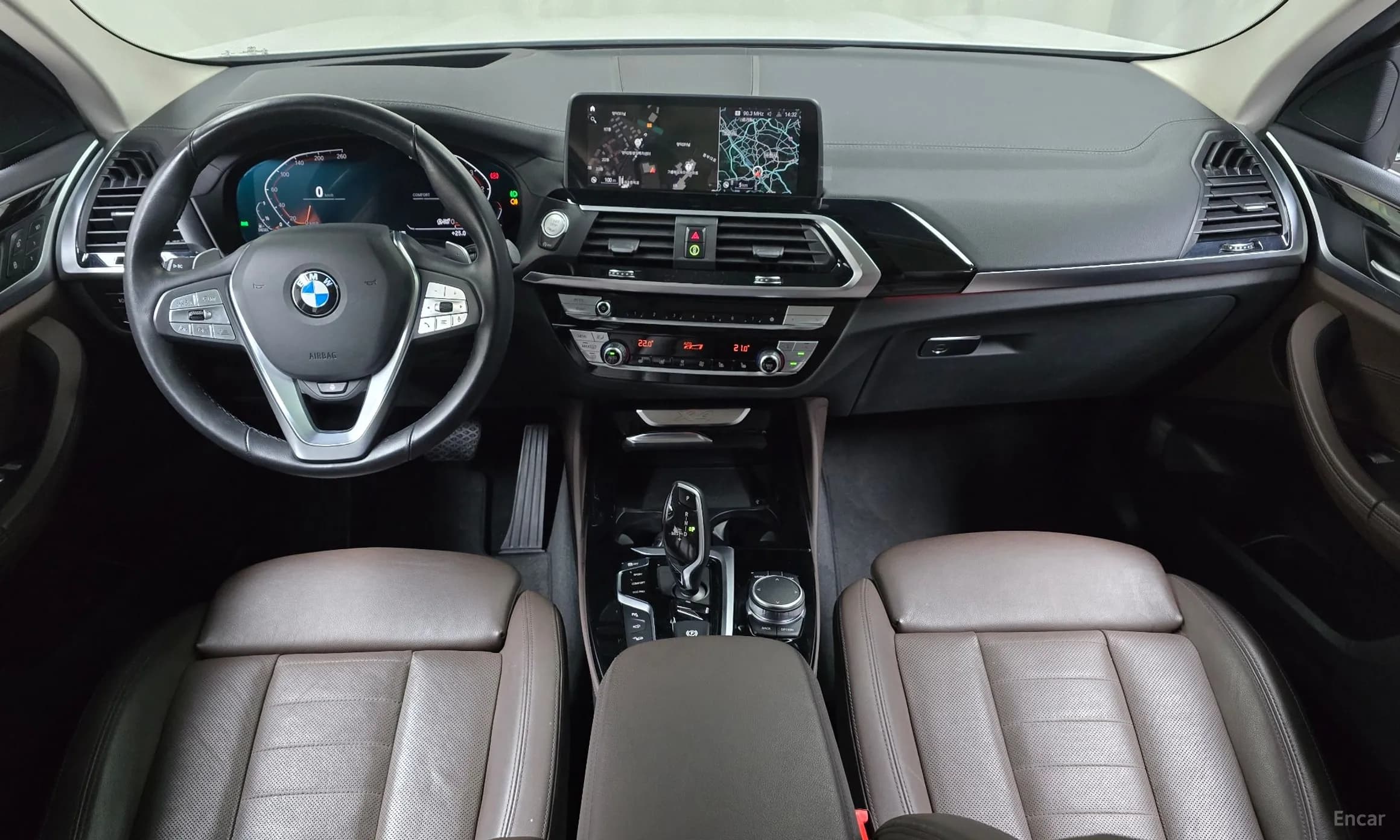 X4 (G02)