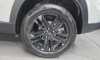 Trax Crossover