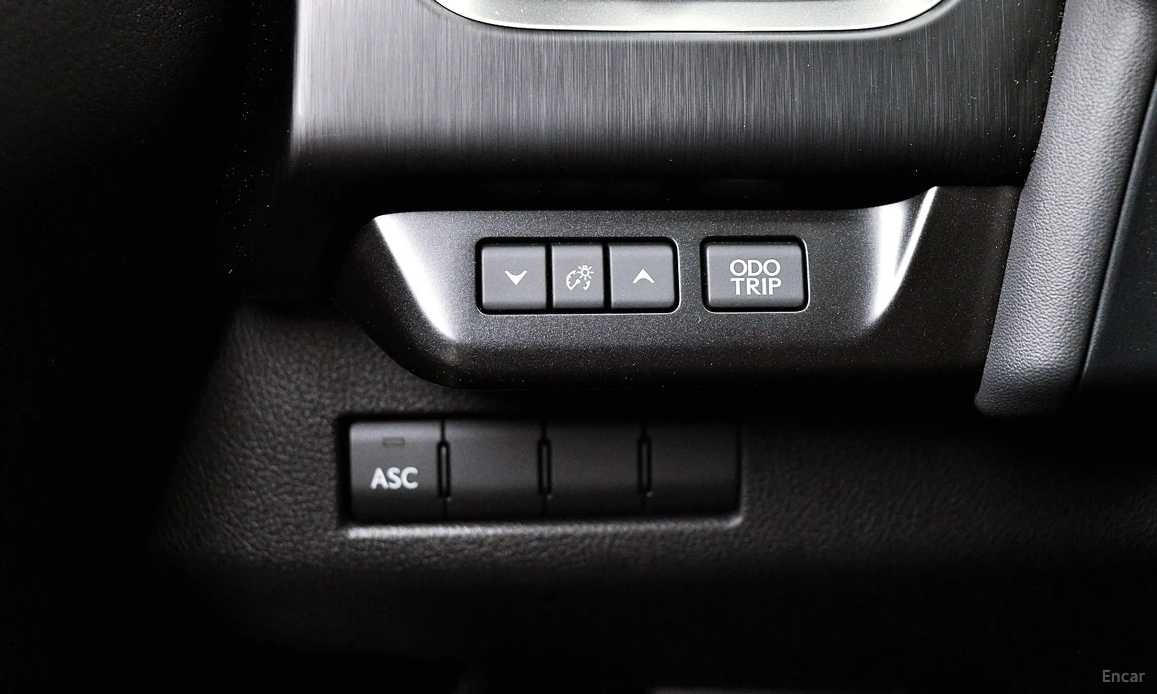 UX250h