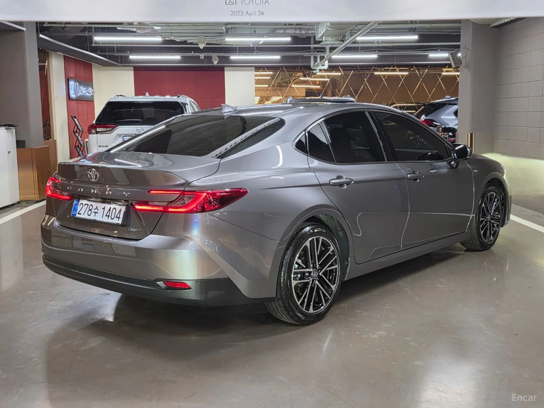 Camry (XV80)