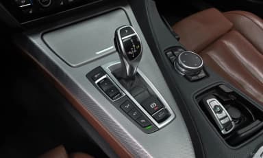 6 Series (F12)