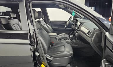 Rexton Sports Khan