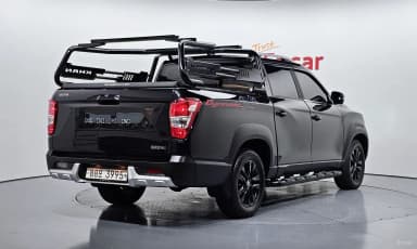 Rexton Sports Khan