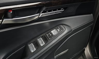 G90