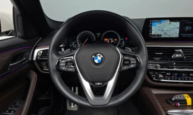 5 Series (G30)