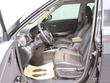 Berry New Tivoli